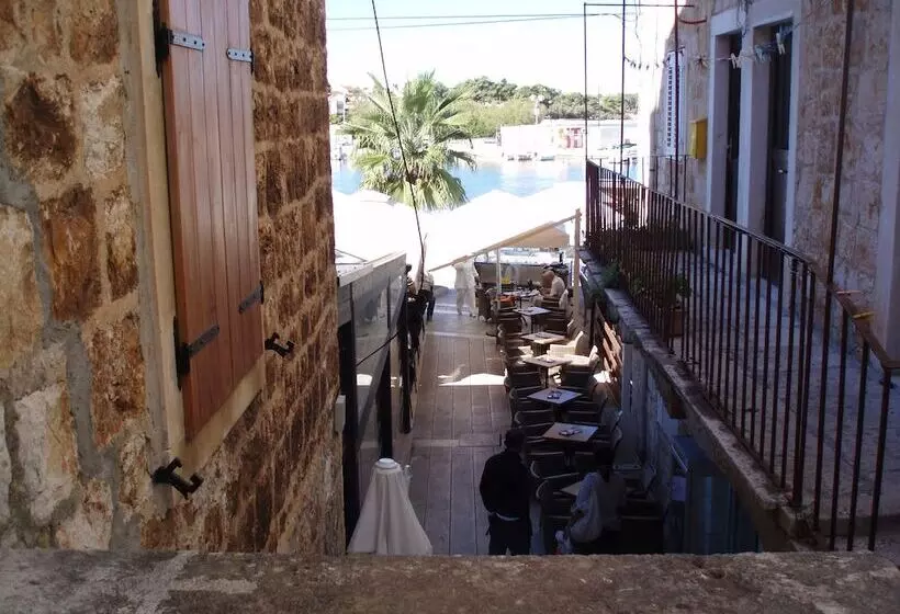 Apartment House Vitaic