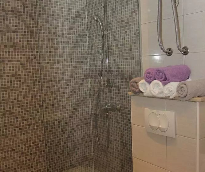 Apartment House Vitaic