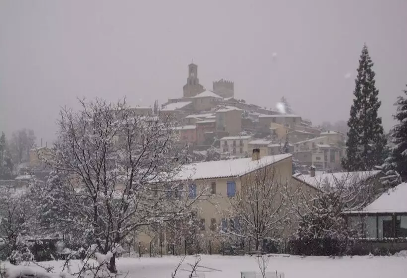 Aamiaismajoitus (B&B) Les 2 Lions