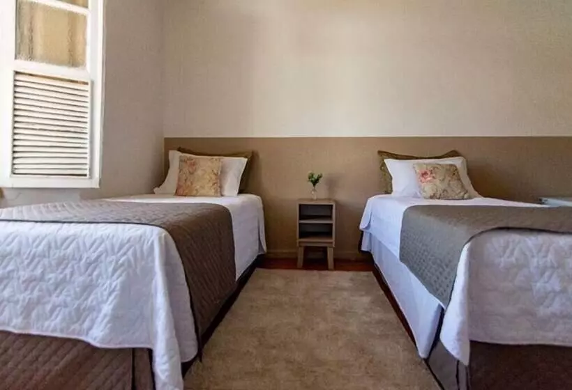 Hotelli Canto Do Chafariz