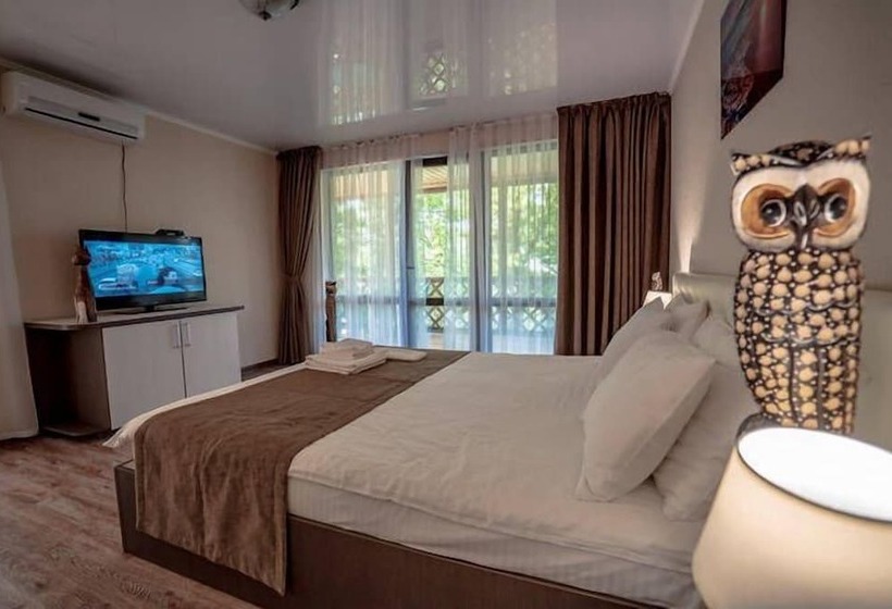 בית מלון כפרי Green Wood