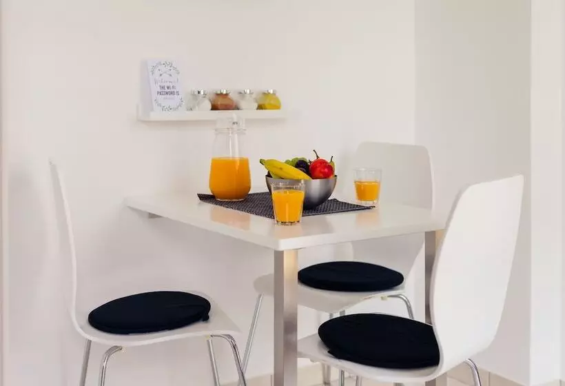 پانسیون Rooms & Apartments Karlo