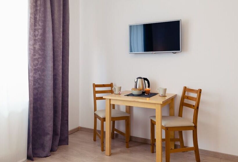 بنسيون Rooms & Apartments Karlo