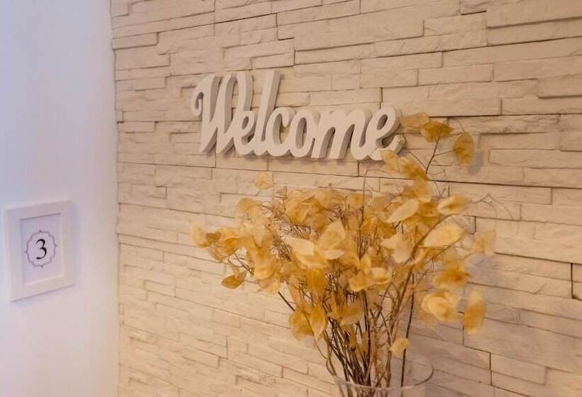 بنسيون Rooms & Apartments Karlo