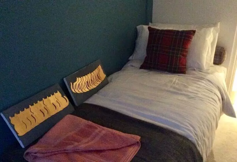 The Old Bookbinders Retreat