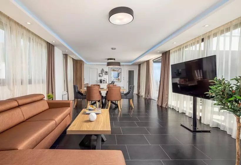 Vipo Prestige Apartments