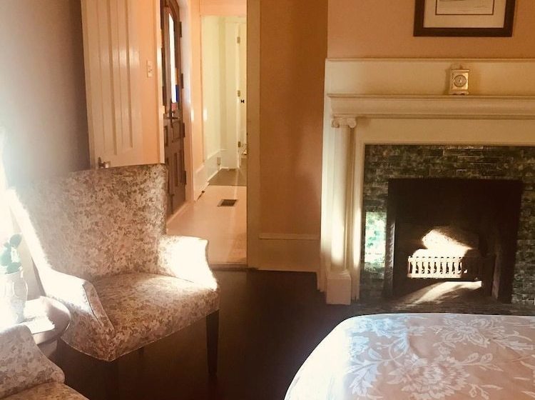 مبيت وإفطار The Gibson House Inn