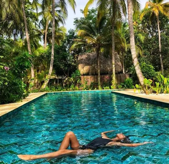 Hotelli Gitana Del Mar Boutique Beach Resort