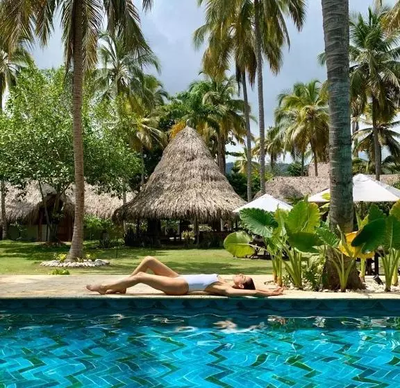 Hotelli Gitana Del Mar Boutique Beach Resort