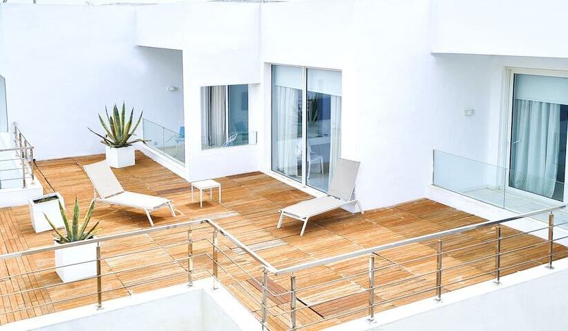 בית מלון כפרי La Tour Blanche