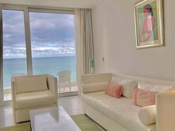 בית מלון כפרי La Tour Blanche