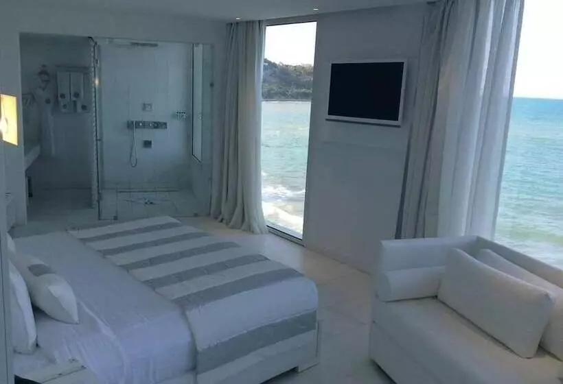 هتل La Tour Blanche