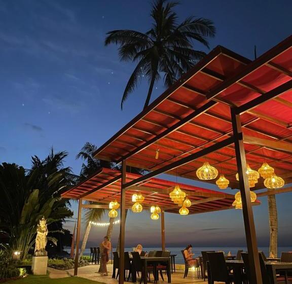 Hotel Teluk Karang Dive & Spa Resort