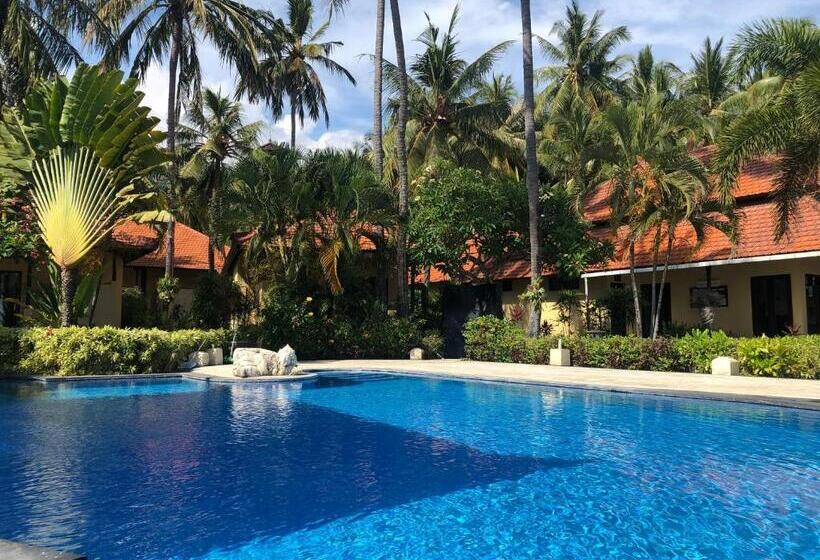 酒店 Teluk Karang Dive & Spa Resort