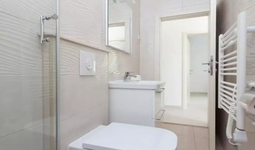 Apartments Villa Dingac   Borak