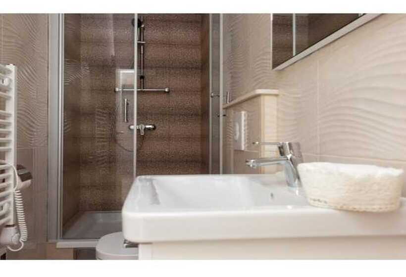 Apartments Villa Dingac Borak