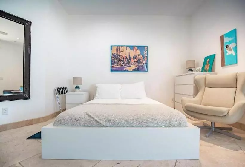 38th St  Vista Verde