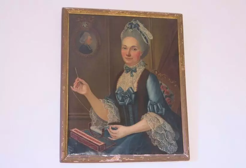 Aamiaismajoitus (B&B) Domaine De Lamartine