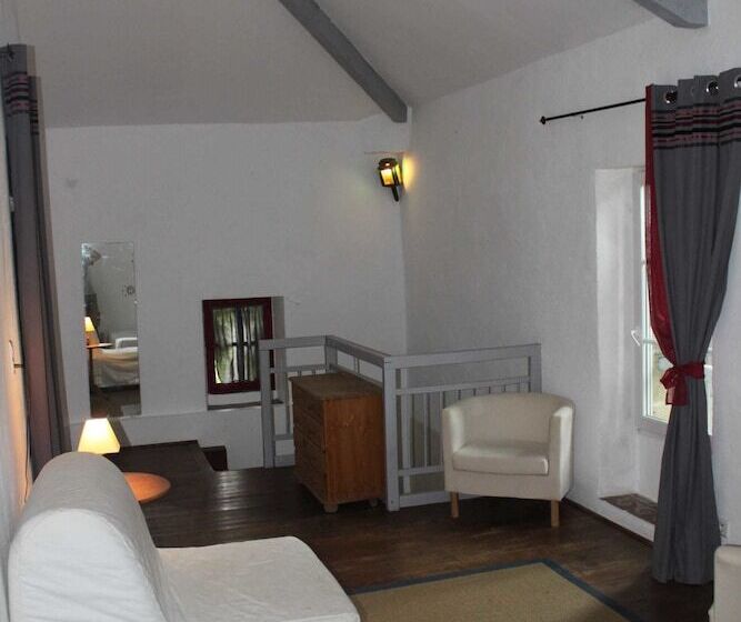 ベッドアンドブレックファースト Domaine De Lamartine