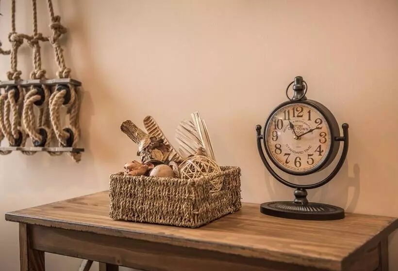 Charlestown Retreat Apartment