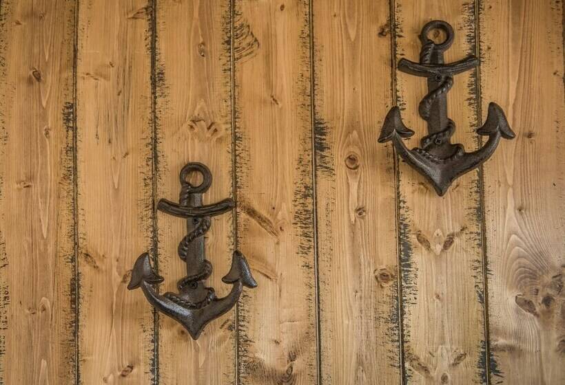 Charlestown Retreat Apartment