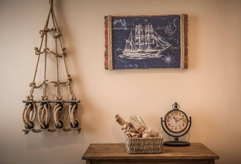 Charlestown Retreat Apartment