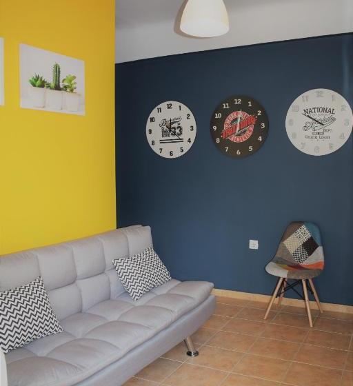 Cozy Apartment In Central Athens