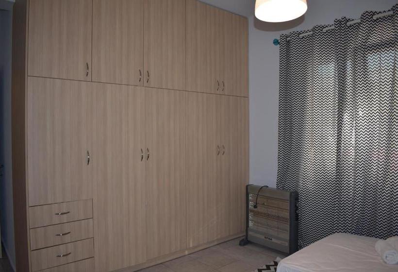 Cozy Apartment In Central Athens