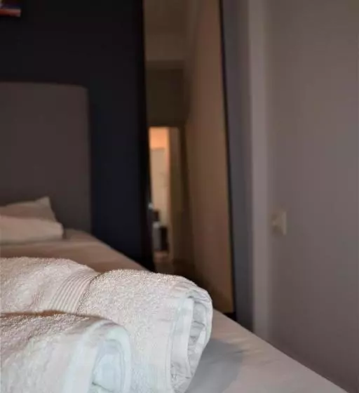 Cozy Apartment In Central Athens