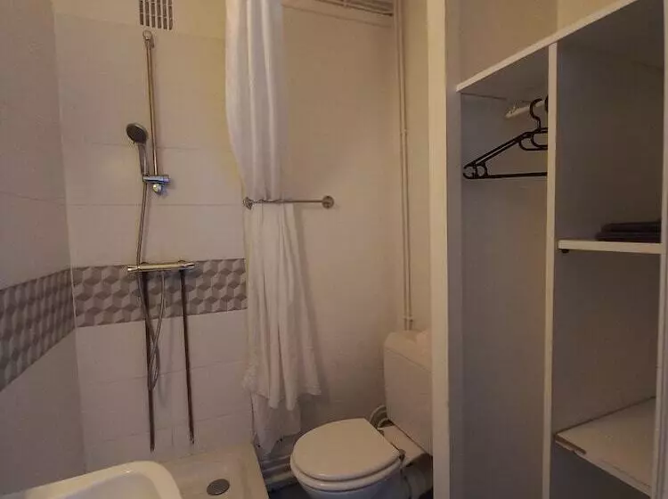 ホテル Hôtel Labat