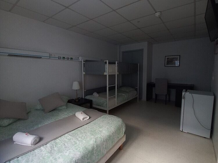 בית מלון כפרי Hôtel Labat