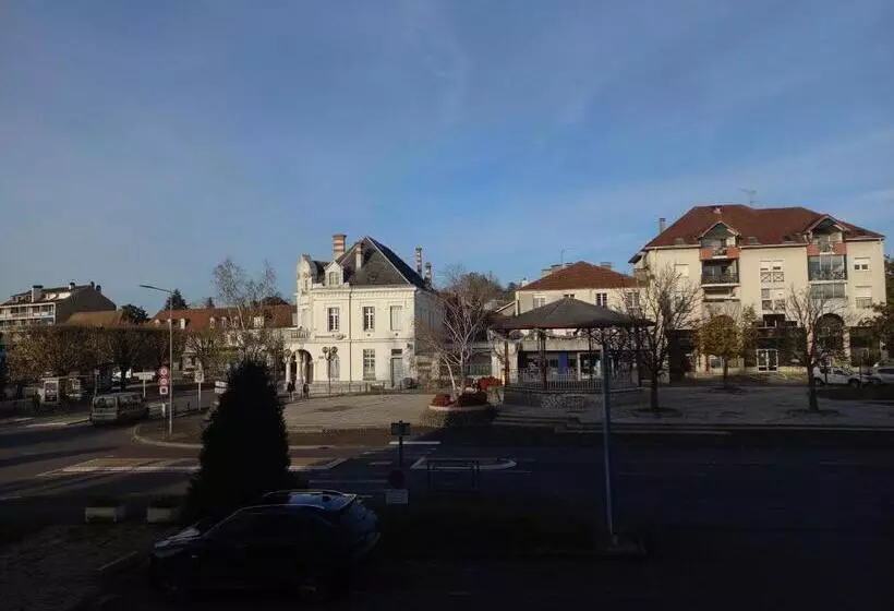 ホテル Hôtel Labat