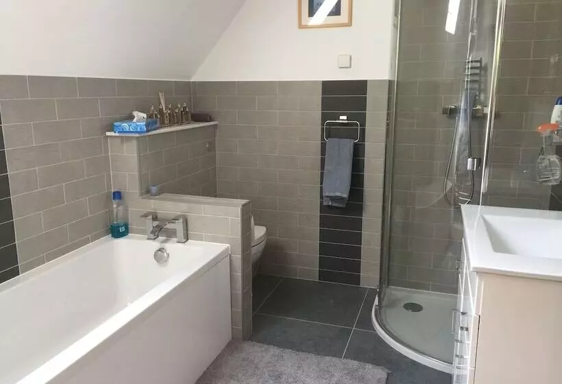 Martlets B&b