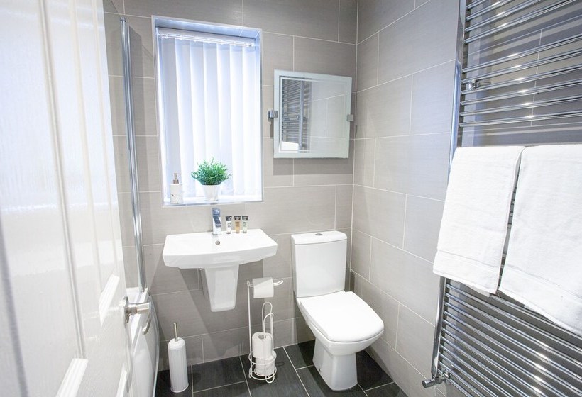 2br Dean House Kitchen Dog Friendly Parking Fast Wifi