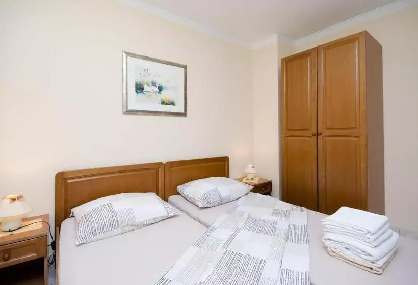 Apartments Drago