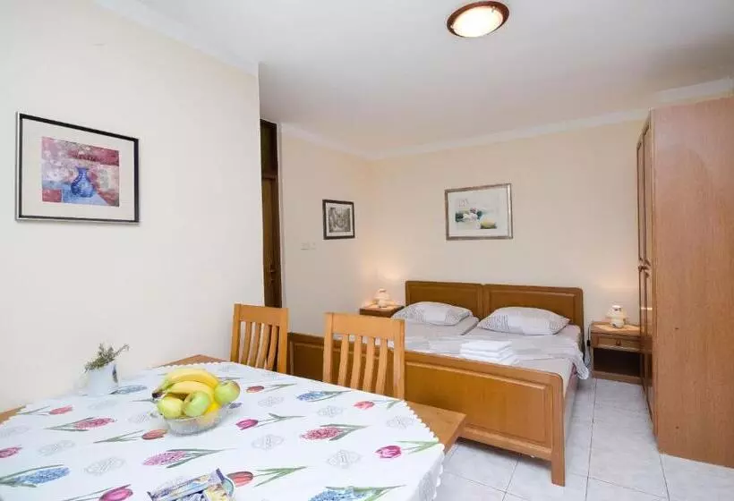 Apartments Drago