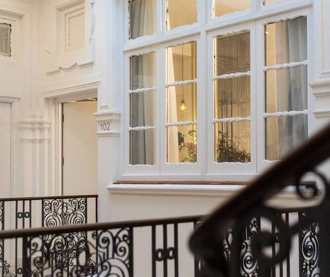 Casa Sevilla 1920 Suites By época