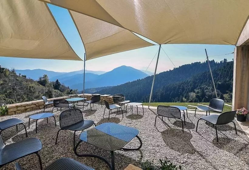 Hotelli Escapade Luxury Residences