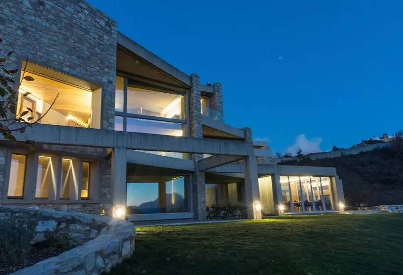 Hotelli Escapade Luxury Residences