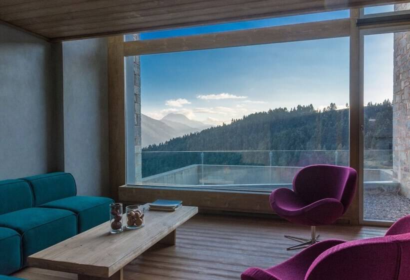 ホテル Escapade Luxury Residences