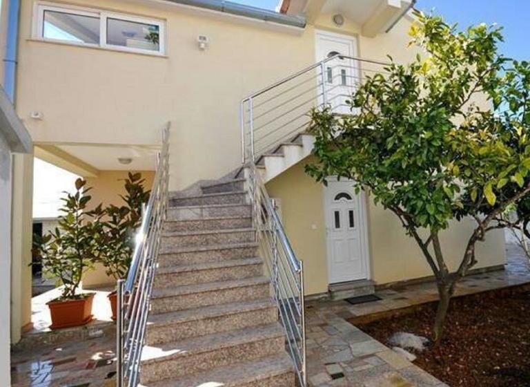 Holiday House Mastrinka