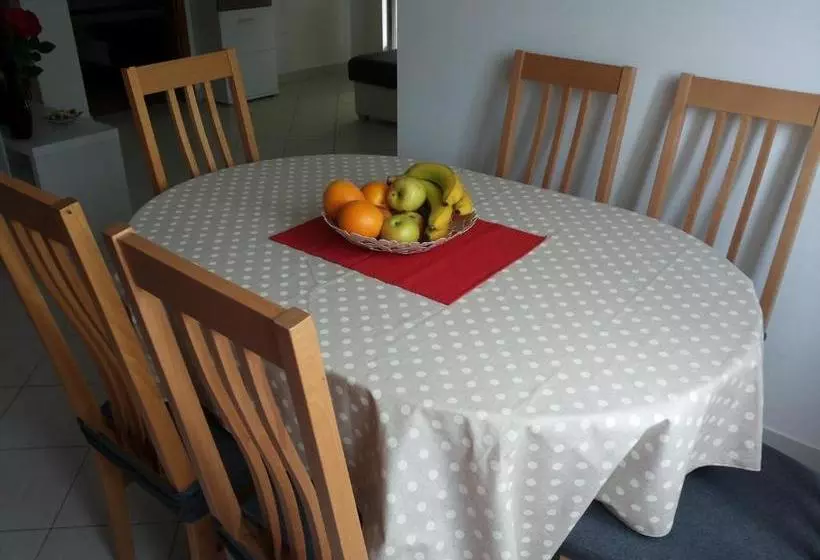 Holiday House Mastrinka