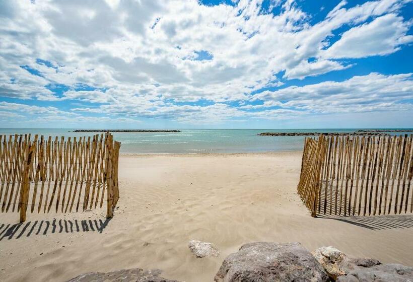 La Comédie De Vanneau  L Intermède