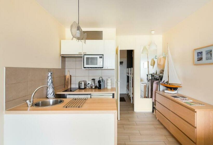 La Comédie De Vanneau  L Intermède