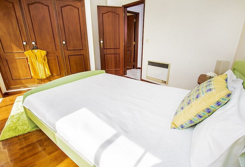 Lighthouse North Villa   Praia Da Barra