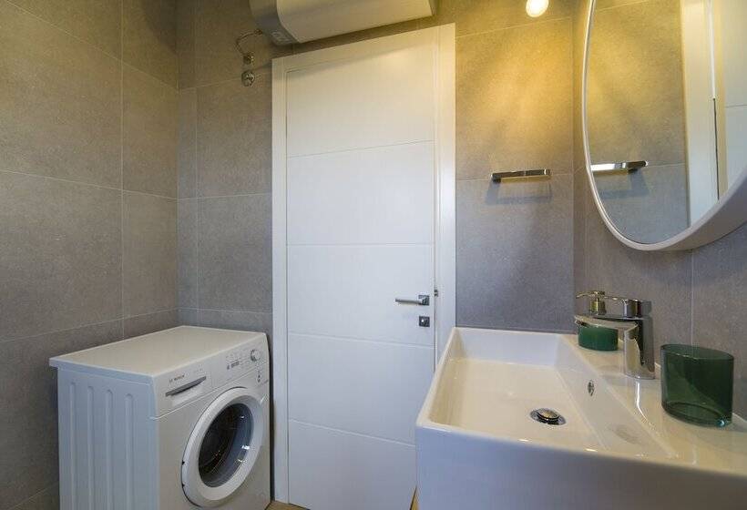 بنسيون Guest House Bulli