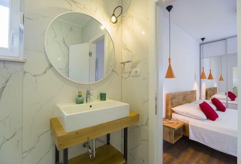 بنسيون Guest House Bulli