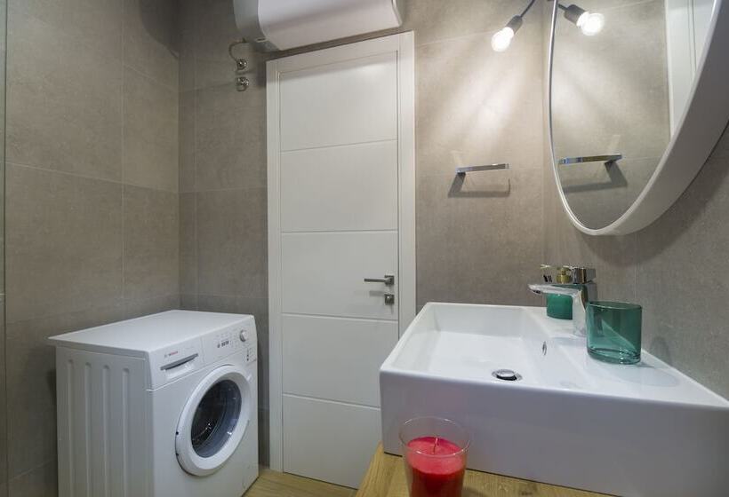 بنسيون Guest House Bulli