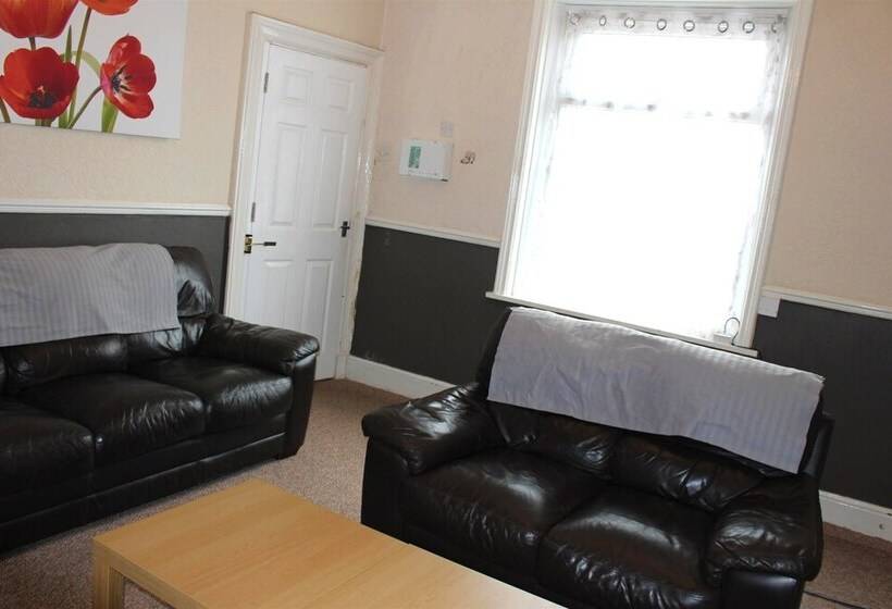 بنسيون Napier Town House