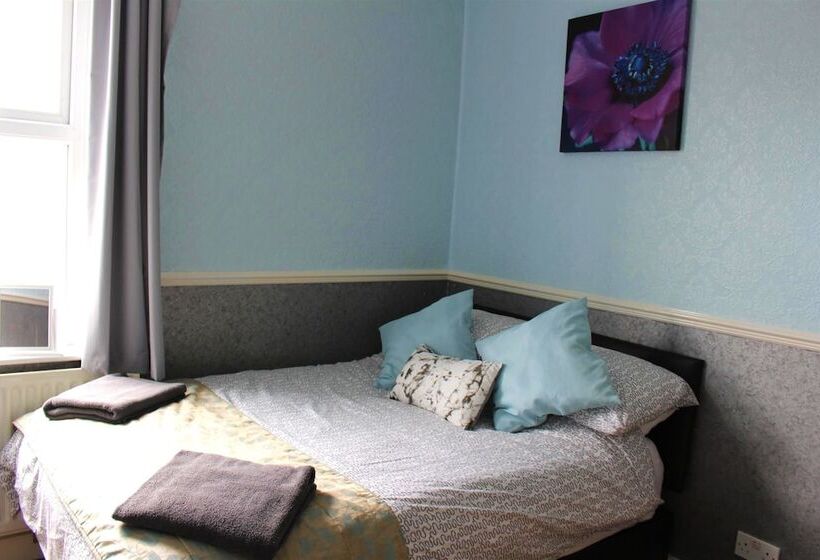 بنسيون Napier Town House